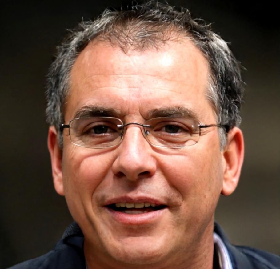 Luciano Fabbri, Director de Análisis Financiero en usbiofarm